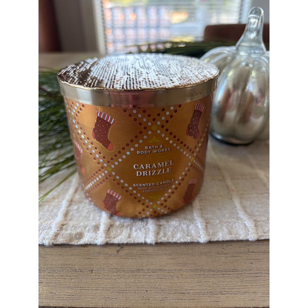 Bath & Body Works Caramel Drizzle 3 Wick Scented Candle 14.5 oz Holiday Stocking